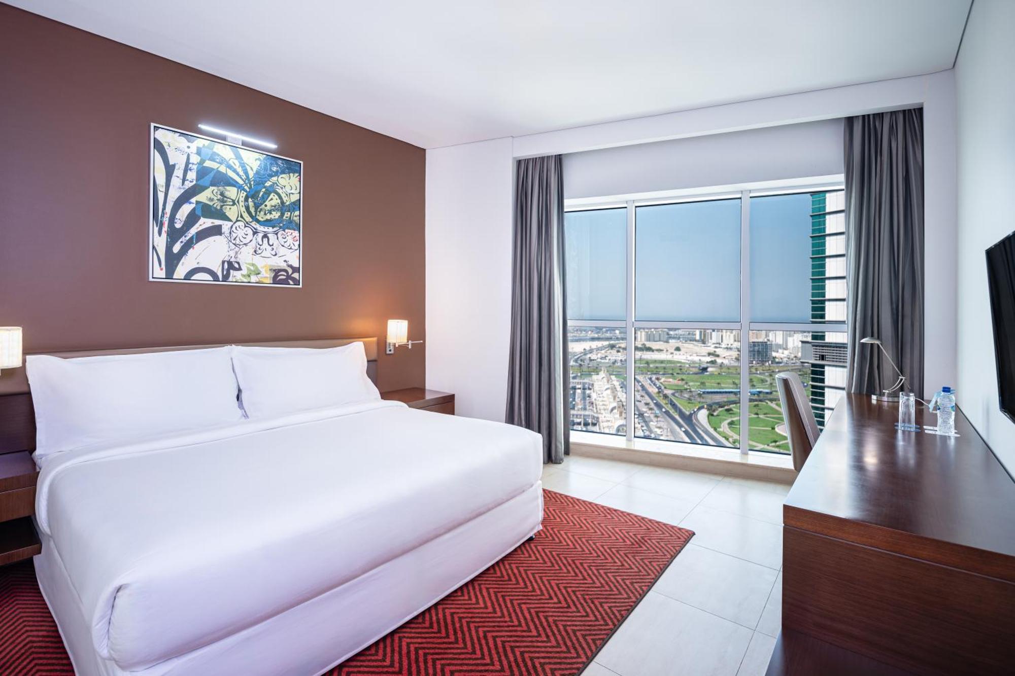 Four Points By Sheraton Sharjah Exterior photo