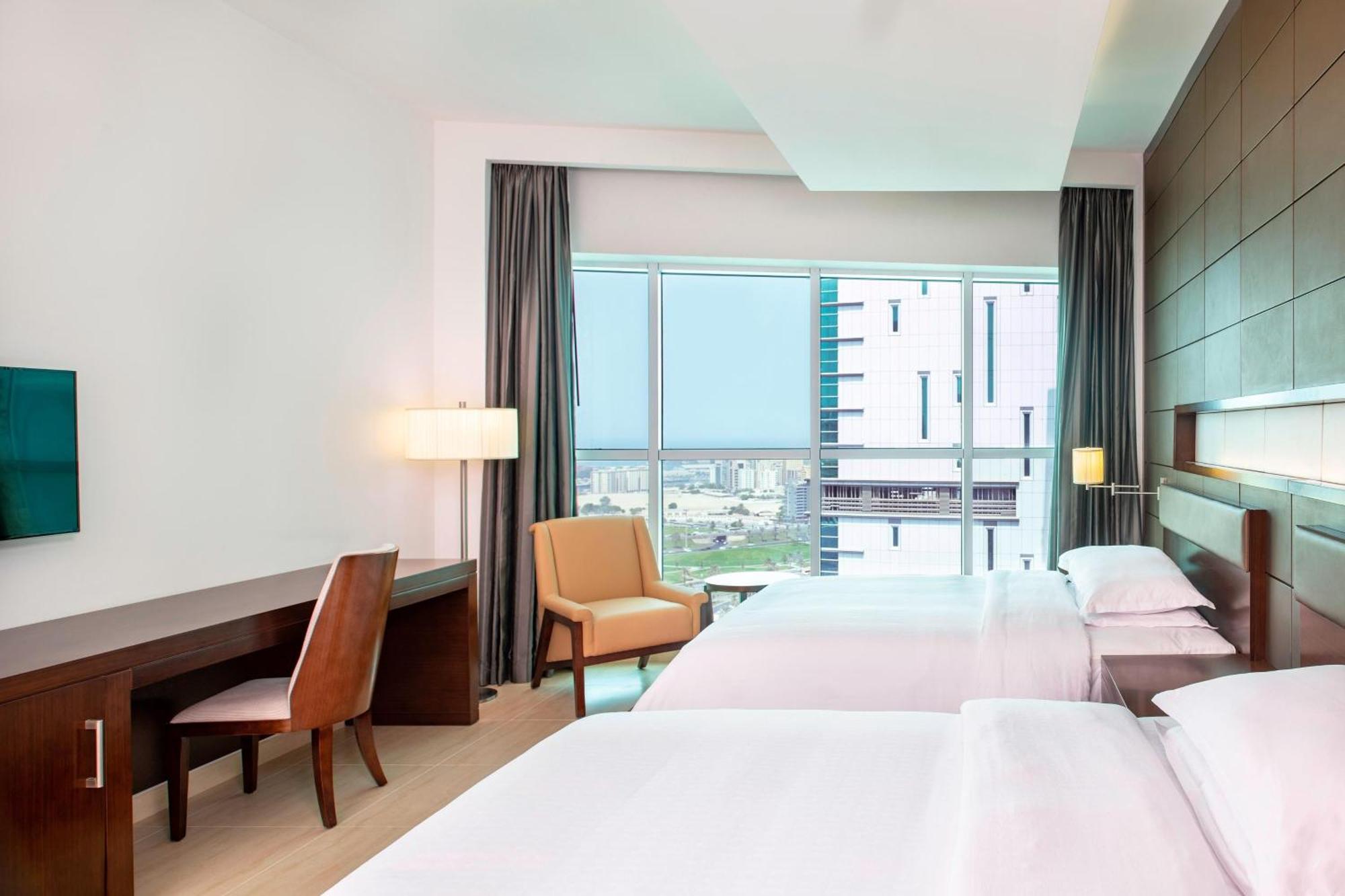 Four Points By Sheraton Sharjah Exterior photo
