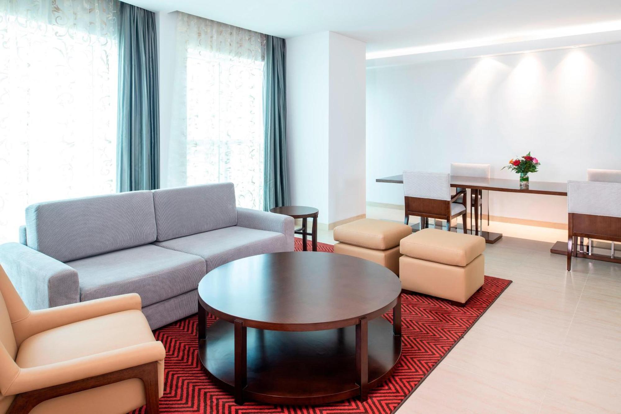 Four Points By Sheraton Sharjah Exterior photo
