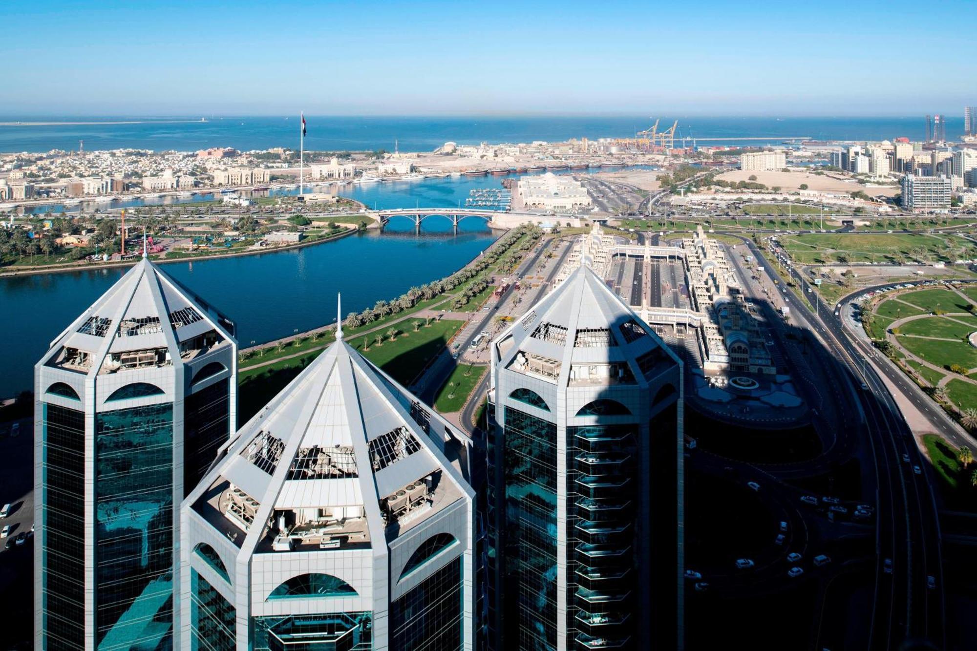 Four Points By Sheraton Sharjah Exterior photo