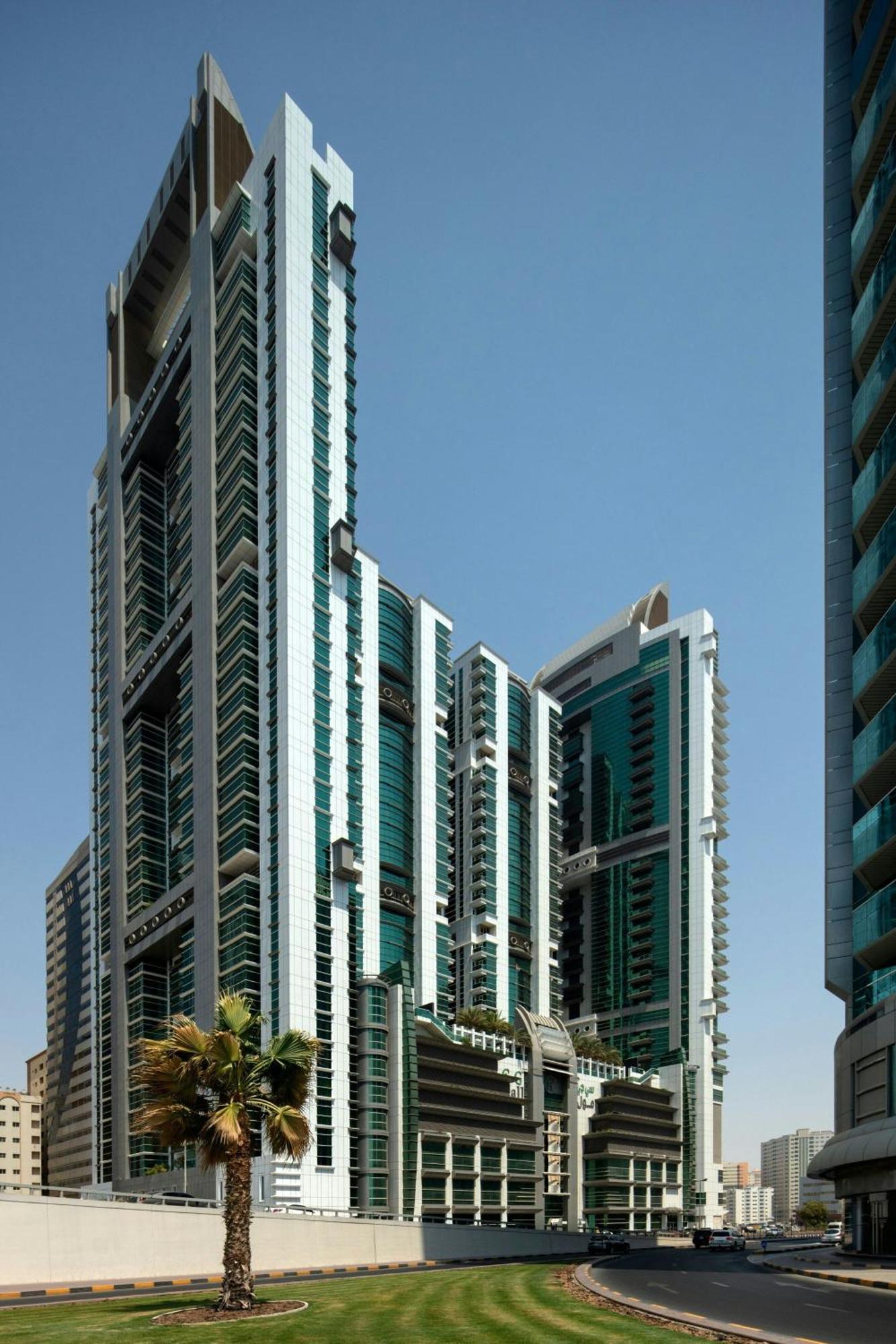 Four Points By Sheraton Sharjah Exterior photo